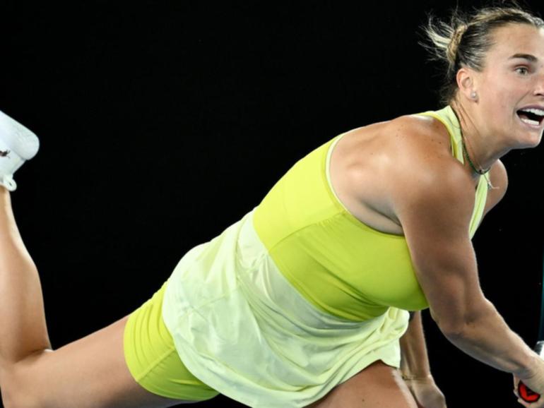 Aryna Sabalenka powered into the Australian Open final with a straight sets win over Paula Badosa. (Joel Carrett/AAP PHOTOS)