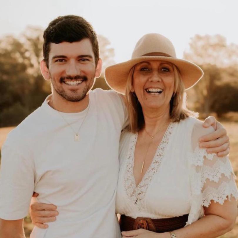 Luke Davies and mum Sandy Davies