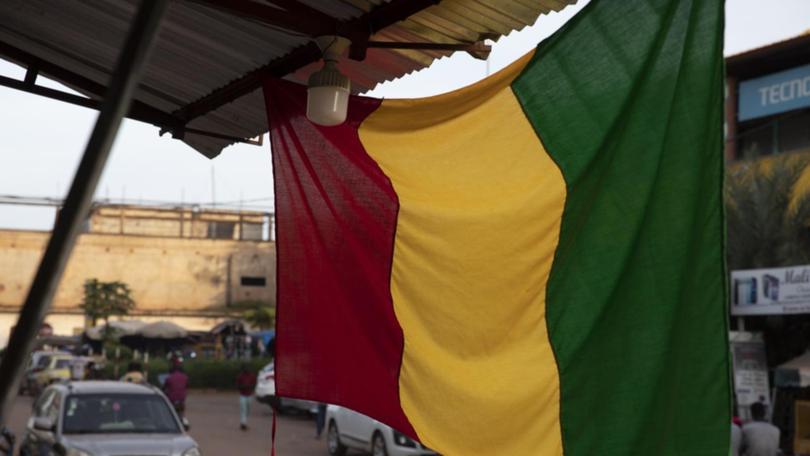 There were 25 dead and some 13 wounded during an attack on a convoy in Mali.