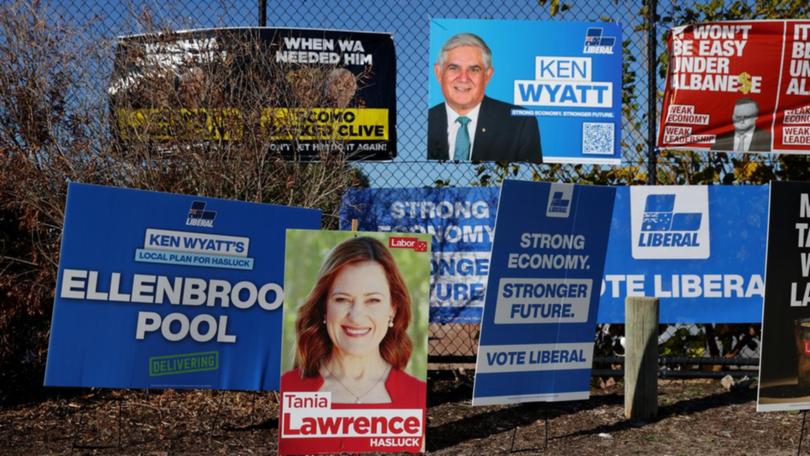 Labor and the Liberals are set to agree on electoral reforms to increase donation caps. (Richard Wainwright/AAP PHOTOS)