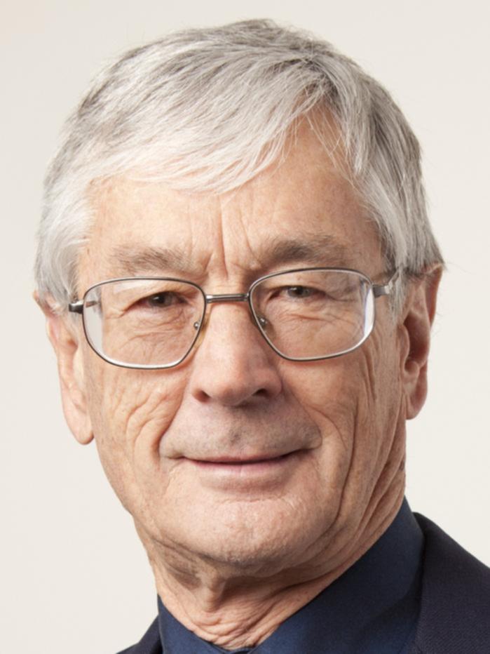 Businessman Dick Smith has weighed in on the nuclear energy debate.