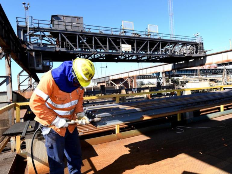 The prime minister and premier will announce an industry support package for the Whyalla steelworks. (Lukas Coch/AAP PHOTOS)