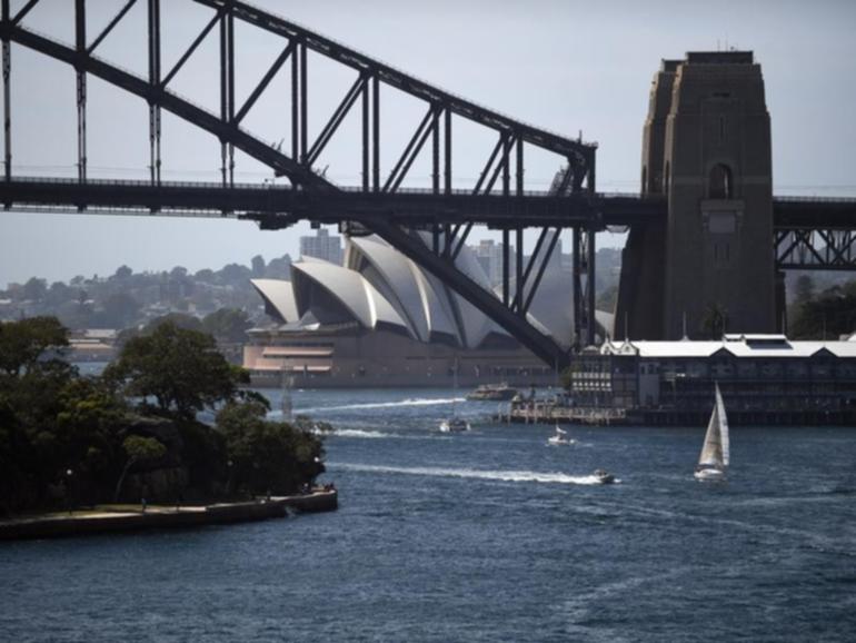 Police are searching for a man who wielded a meat cleaver at drivers on the Sydney Harbour Bridge.