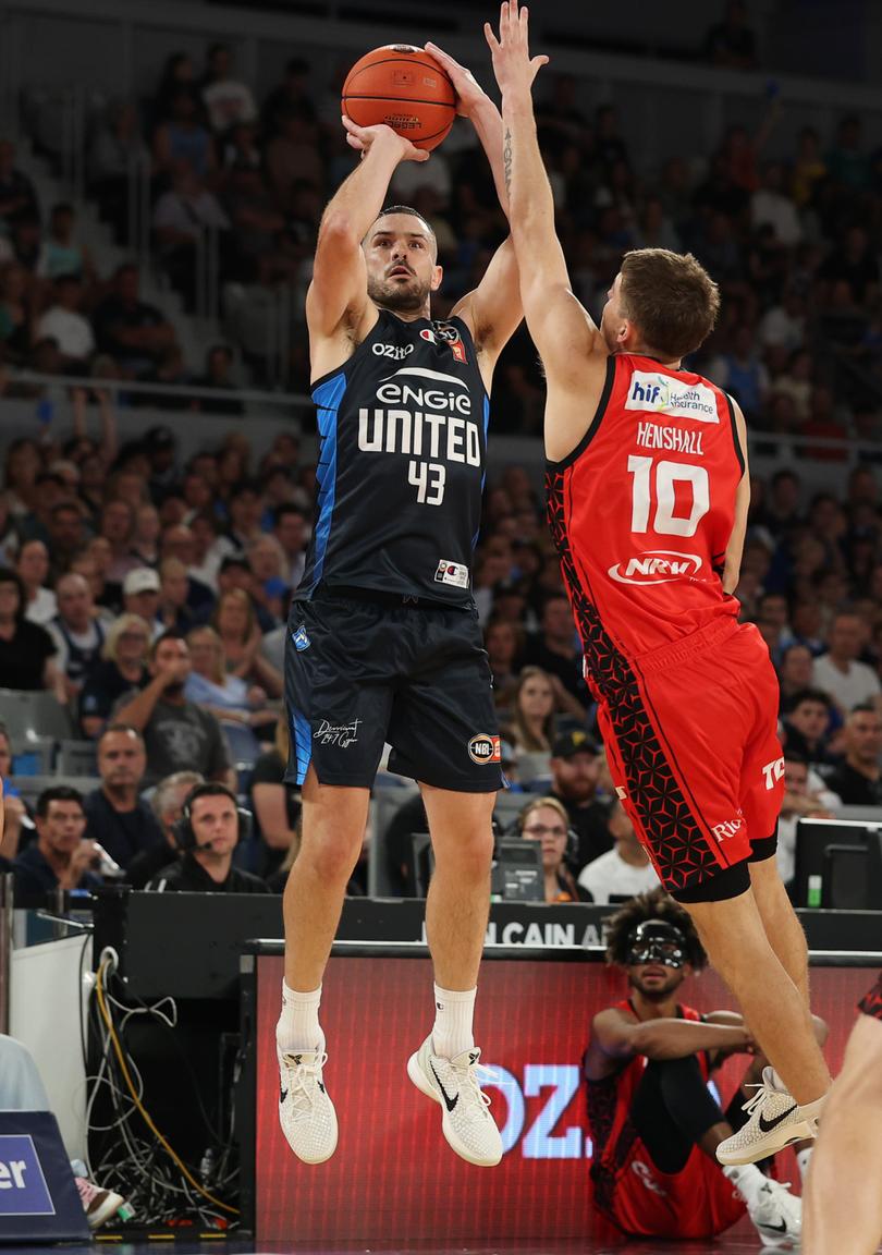 Chris Goulding scored 10 three-pointers.