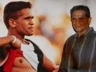 Nicky Winmar’s famous gesture against racism.