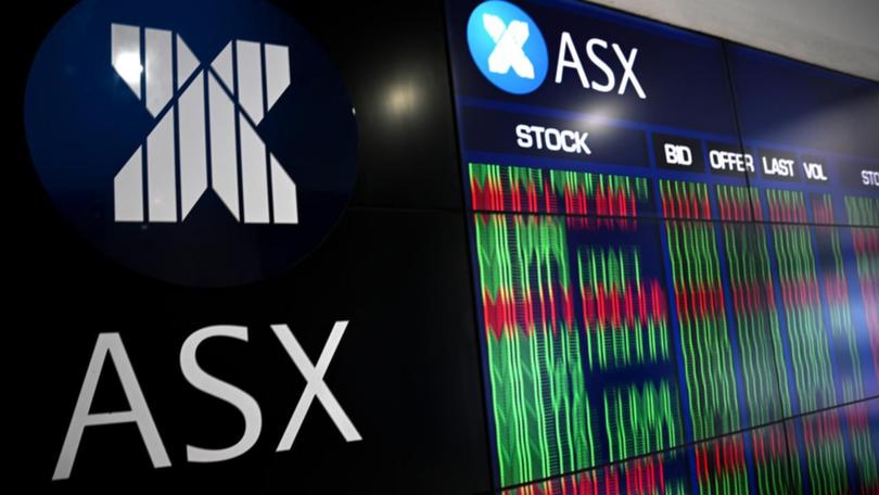 The benchmark S&P/ASX200 index has dropped 125.2 points in early trading. (Bianca De Marchi/AAP PHOTOS)