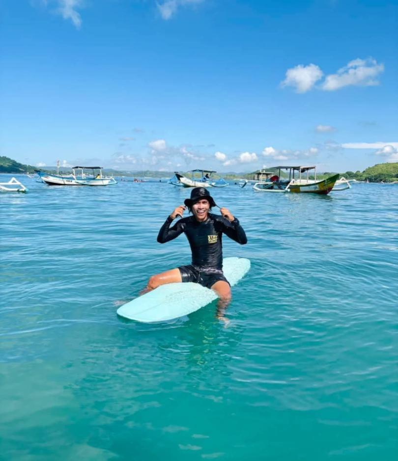 Samsul Kepompong, 33, died after getting smashed by waves while surfing in Lombok.