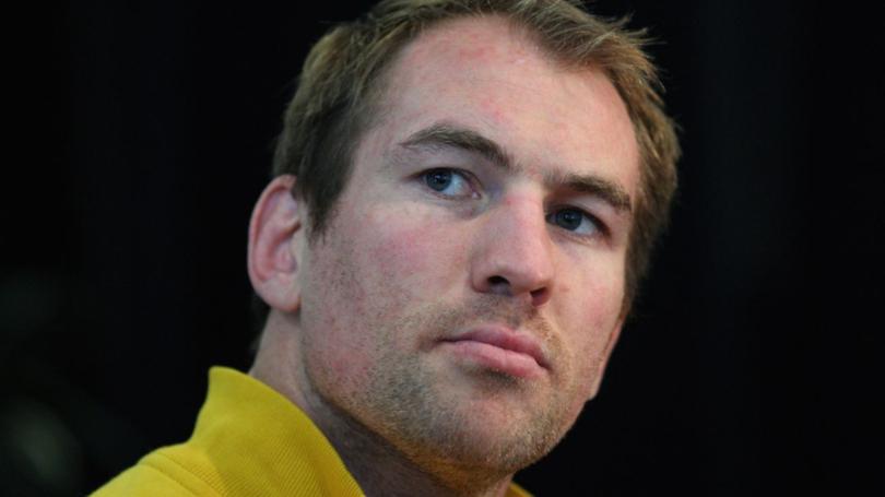 Former Wallabies skipper Rocky Elsom is wanted by French authorities.