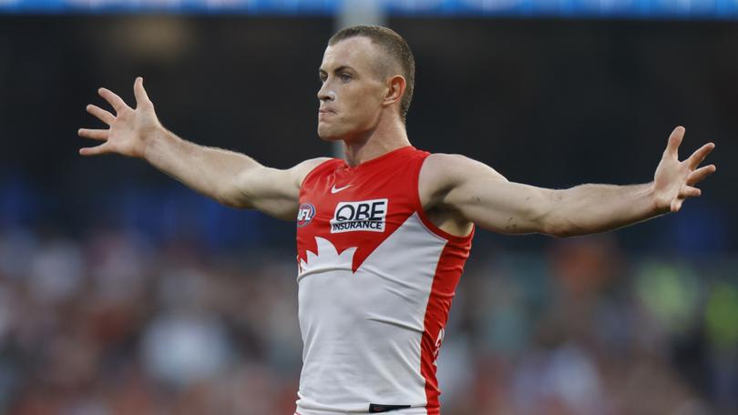 Chad Warner is yet to recommit to the Swans.