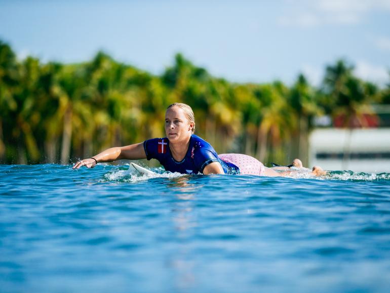 Isabella Nichols may miss her sister;s wedding due to her upset win in El Salvador.