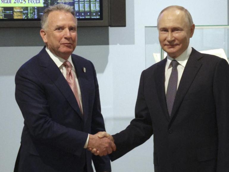 US envoy Steve Witkoff has met Russian President Vladimir Putin in St Petersburg.