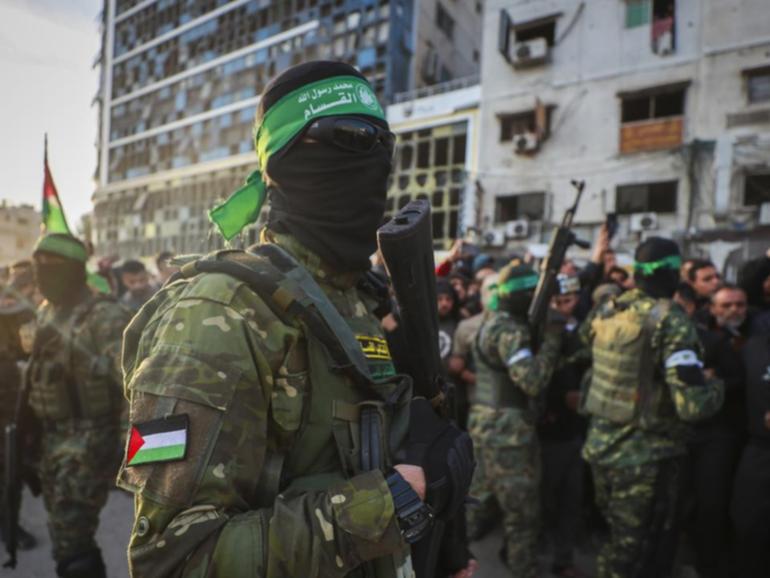 Hamas says it is ready to release all remaining hostages as part of a deal for peace in Gaza.