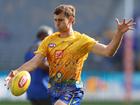 Jamie Cripps warms up.