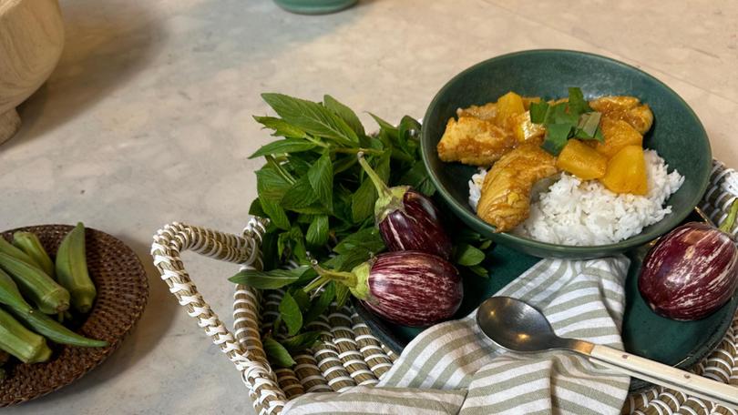 Clarissa’s main course is a curry.