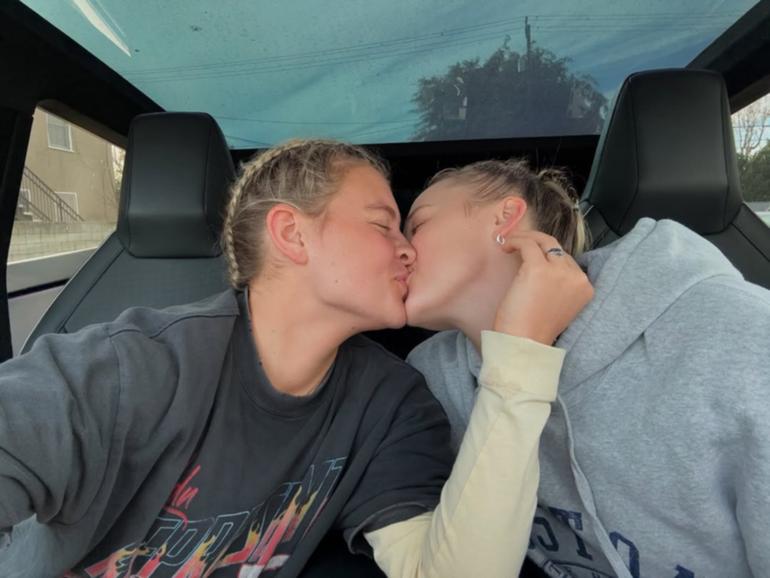 Jojo Siwa has broken up with her Australian partner Kath Ebbs after a scandal erupted on Big Brother UK. 