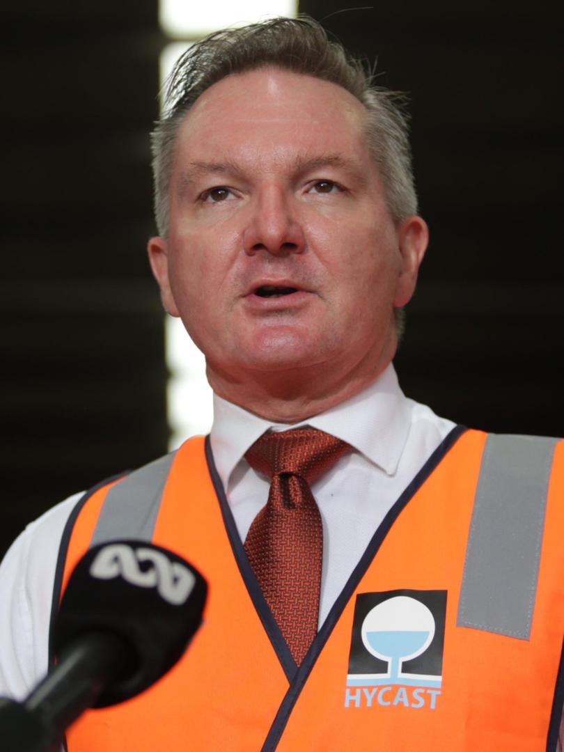 Energy Minister Chris Bowen says a renewable grid is the best way for Australia to reach net-zero carbon emissions and lower energy bills. Picture: Christian Gilles / NewsWire