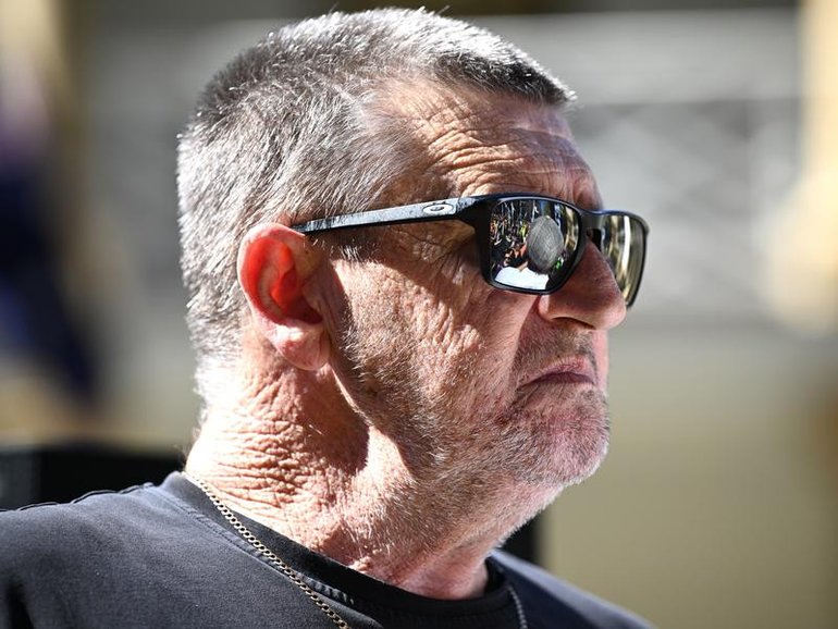 Ex-CFMEU NSW secretary Darren Greenfield has pleaded guilty to two corruption charges. (Dan Himbrechts/AAP PHOTOS)