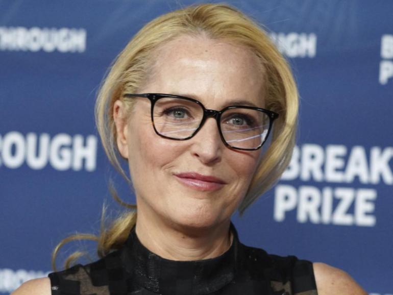 US actress Gillian Anderson has confirmed she has spoken to filmmaker Ryan Coogler about rebooting The X-Files.