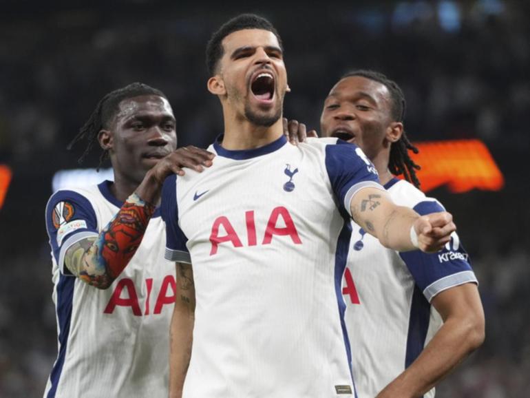 Dominic Solanke (C) scored Spurs third goal in their 3-1 Europa League win over Bodo/Glimt. (AP PHOTO)