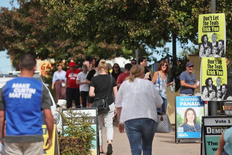 An early voting centre in Osborne Park, WA, was packed the day before polling day.