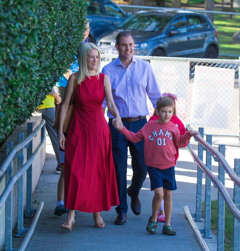 Jim and Laura Chamlers voting at Springwood Road State School in his electorate of Rankin. 