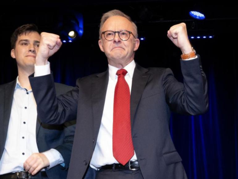 Anthony Albanese is meeting with his top generals to decide on a timeline for his new ministry. 
