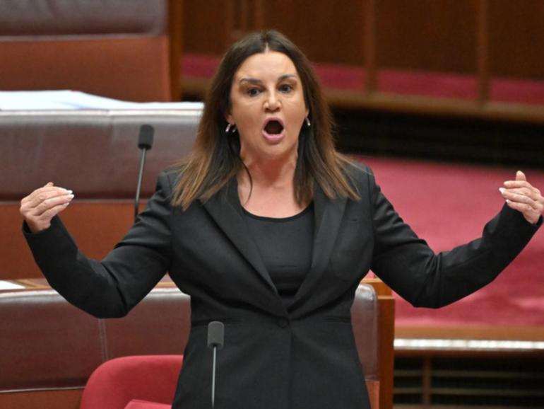 Independent senator Jacqui Lambie is in a tough contest to hold her spot in parliament. 