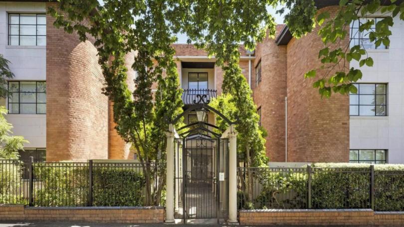 21/205-207 Flemington Road, North Melbourne