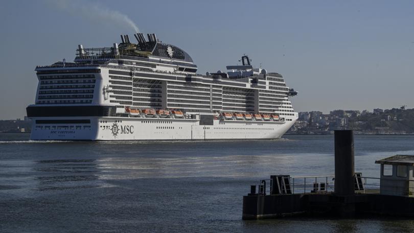 The ship returned to the dock on Monday, with five police officers waiting at the dock to take the suspect into custody.