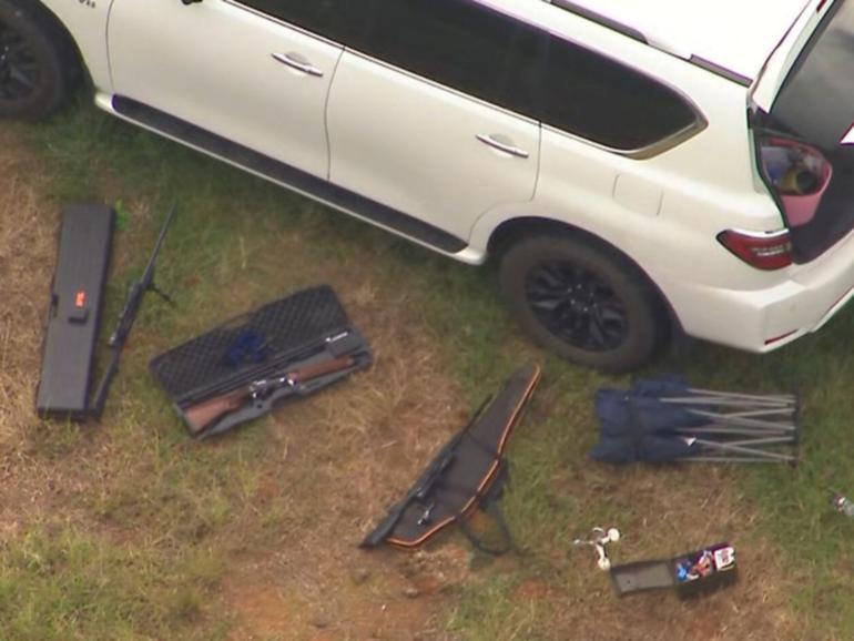 Major police operation shuts down Bruce Highway as shots fired at Coles Creek, Gympie