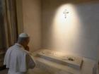 Pope Leo XIV has prayed at the tomb of late Pope Francis in St Mary Major Basilica in Rome.