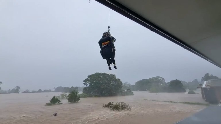 Glenthorne woman Holly Pillotto being collected by an NSW Police Rescue helicopter Sam Halloran/facebook