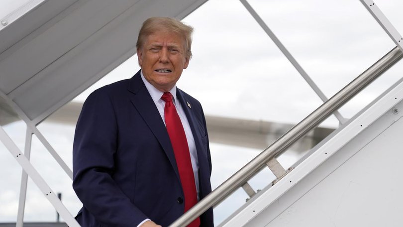 The US has accepted a $400 million Boeing 747 from Qatar for President Donald Trump’s use as Air Force One, sparking debate over security, legality, and the cost of retrofitting the jet