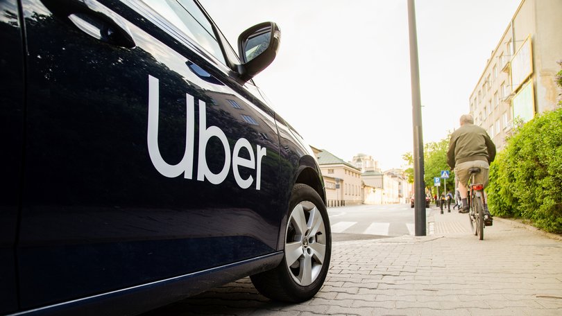 Urgent calls for Uber to change its emergency response policy have sparked after a 5-year-old girl was left behind in the back seat.