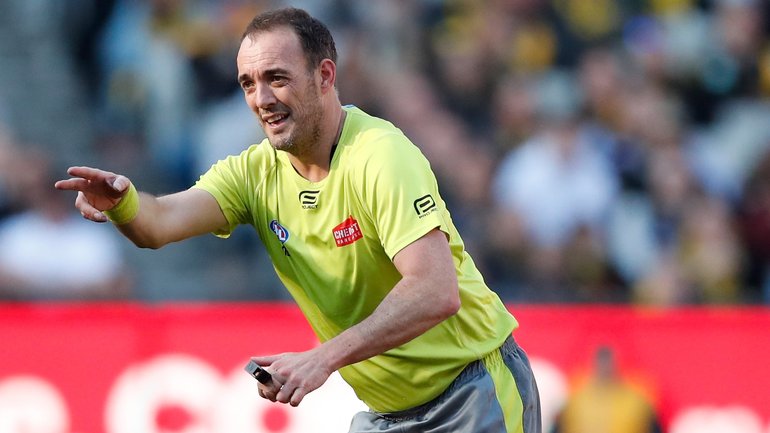 An arrest warrant has been issued for former AFL umpire Troy Pannell.