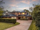 42 Parkes Street, Helensburgh was sold at auction.