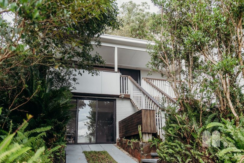 33 Boronia Avenue, Adamstown Heights.