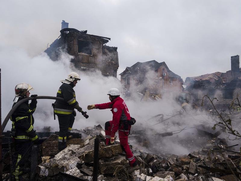 Russian forces have launched large waves of missile and drone attacks on Ukraine this week.
