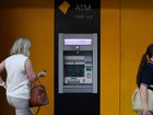 Commonwealth Bank customers have been left cashless as the bank’s app and NetBank payment services crash. 