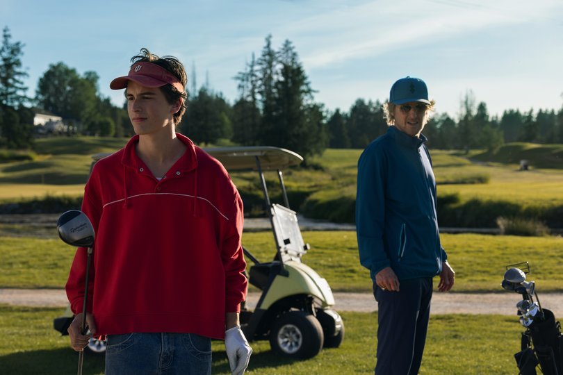 Peter Dager and Owen Wilson in Stick.