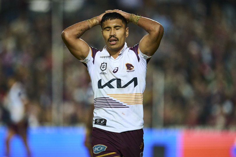 Deine Mariner looks dejected during the loss to Manly.