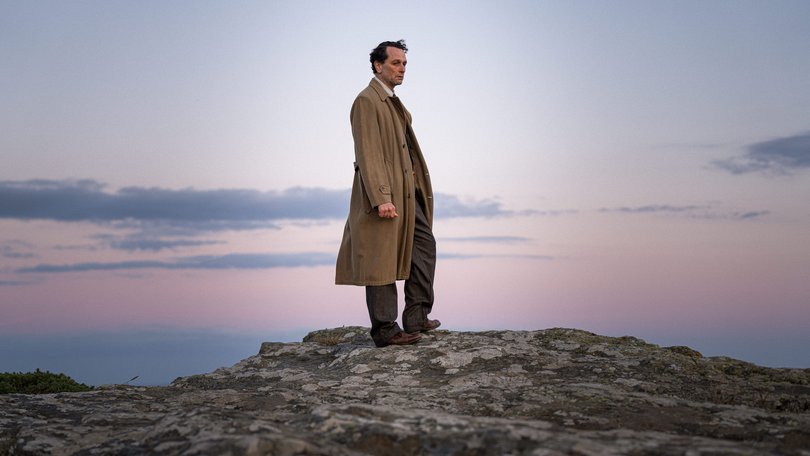 Towards Zero is a splashy three-part Agatha Christie production.