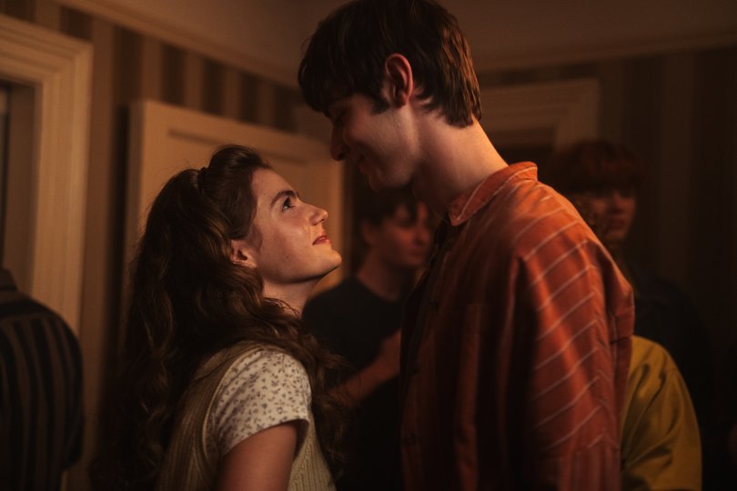 Florence Hunt and Rory Walton-Smith as the young versions of Allison and Daniel.