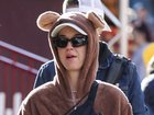 There’s a bear in there… And it’s Katy Perry! 