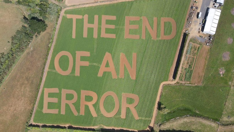 A New Zealand farmer has turned one of his fields into an elaborate troll to farewell outgoing Kiwi Prime Minister Jacinda Ardern in 2023.