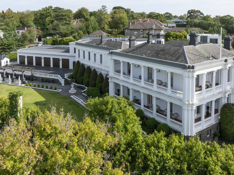 Listings for grand homes for sale around the country will give you something to dream about. 