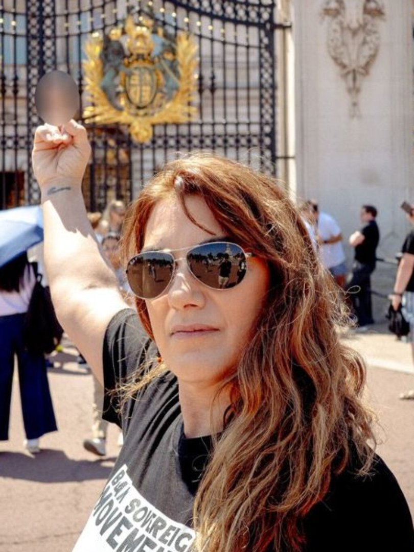 Lidia Thorpe sparked controversy with a series of photos taken outside Buckingham Palace. Picture: Facebook