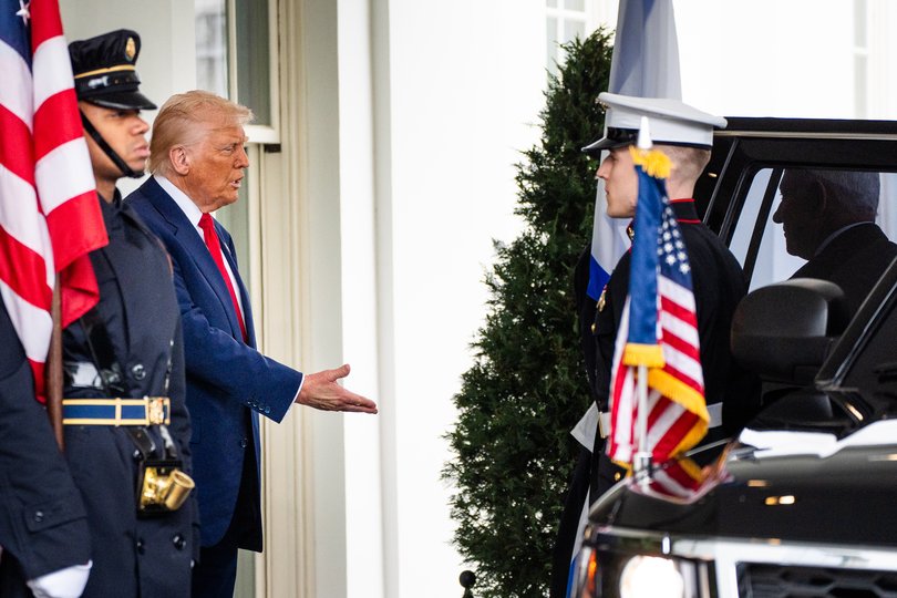 Trump welcomes Netanyahu to the White House on April 7. MUST CREDIT: Demetrius Freeman/The Washington Post