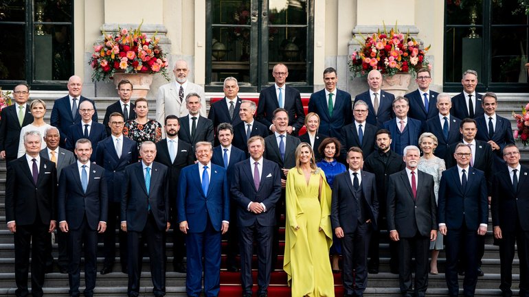 NATO Leaders join King Willem-Alexander and Queen Máxima of the Netherlands for a family photo as they participate in the 2025 NATO summit.