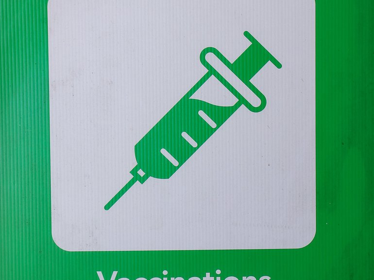 MELBOURNE, AUSTRALIA.NewsWire Photos. MAY 11, 2025. Stock and generic images of Flu vaccine advertising  in Melbourne . NewsWire/Ian Currie